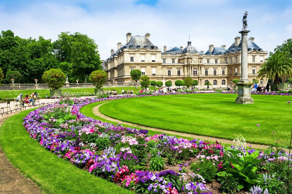 The Luxembourg Gardens, or Jardin du Luxembourg in French, is a public park located in the 6th arrondissement of Paris,&nbsp;France